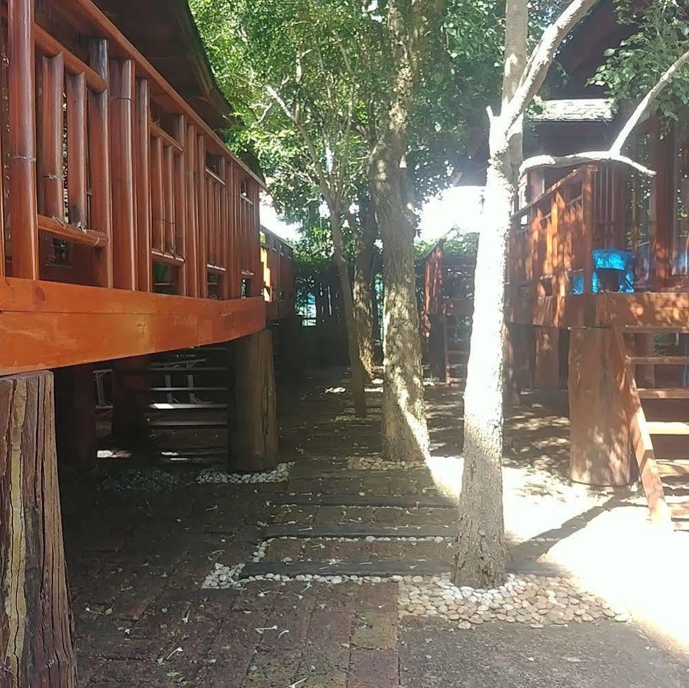 Wood House Pattaya Hotel Eksteriør billede